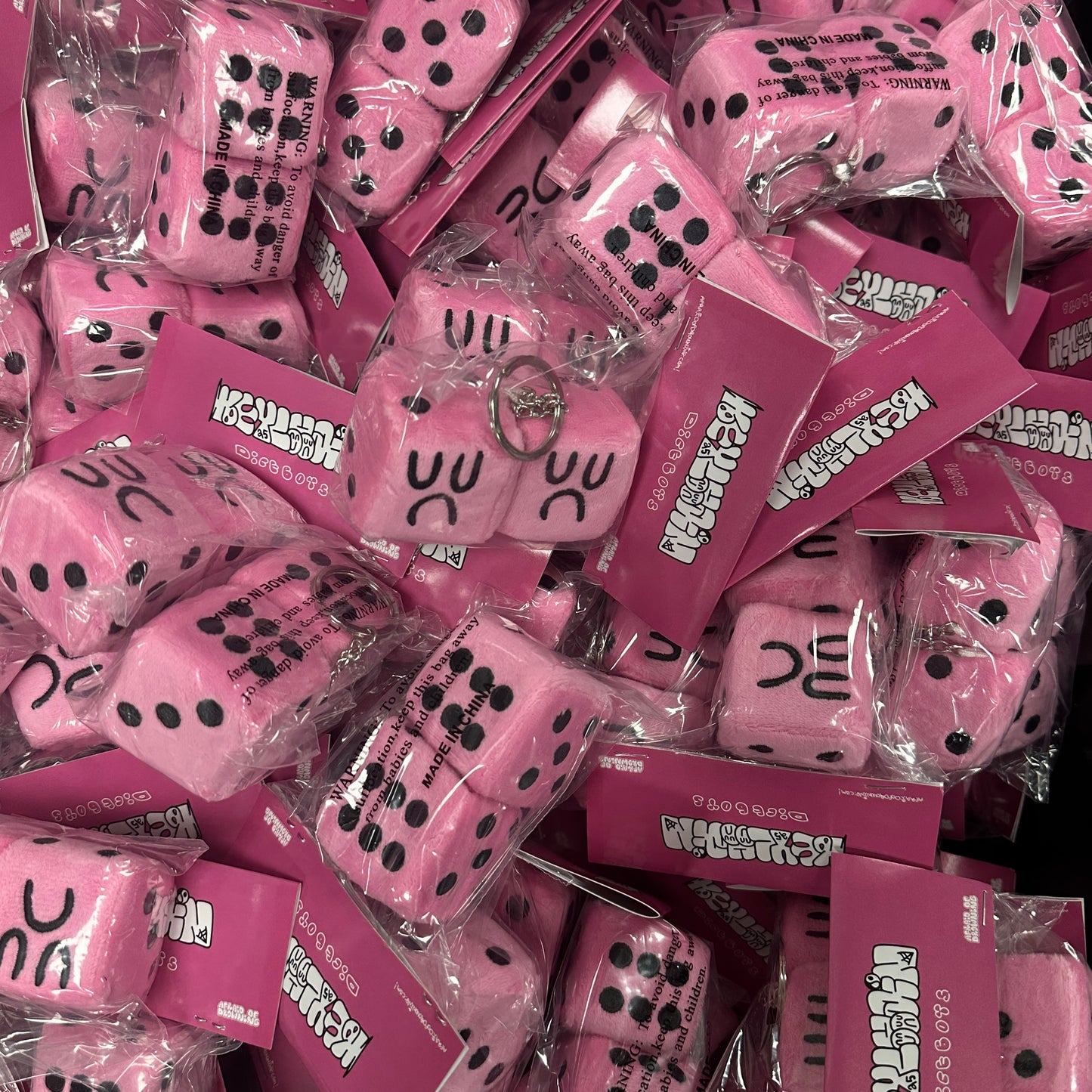 DICEBOY PLUSHIE KEYCHAIN - PINK