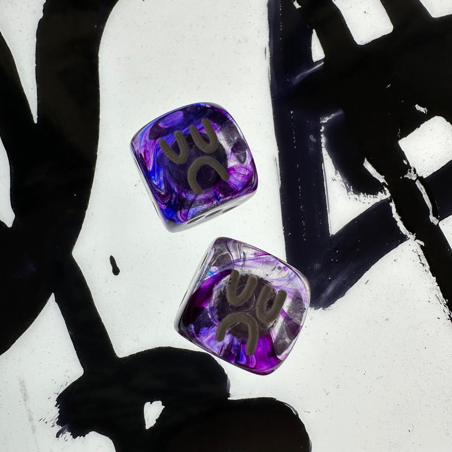 VALVE CAP DICE BOYS - PURPLE SMOKE ( TRANSPARENT )