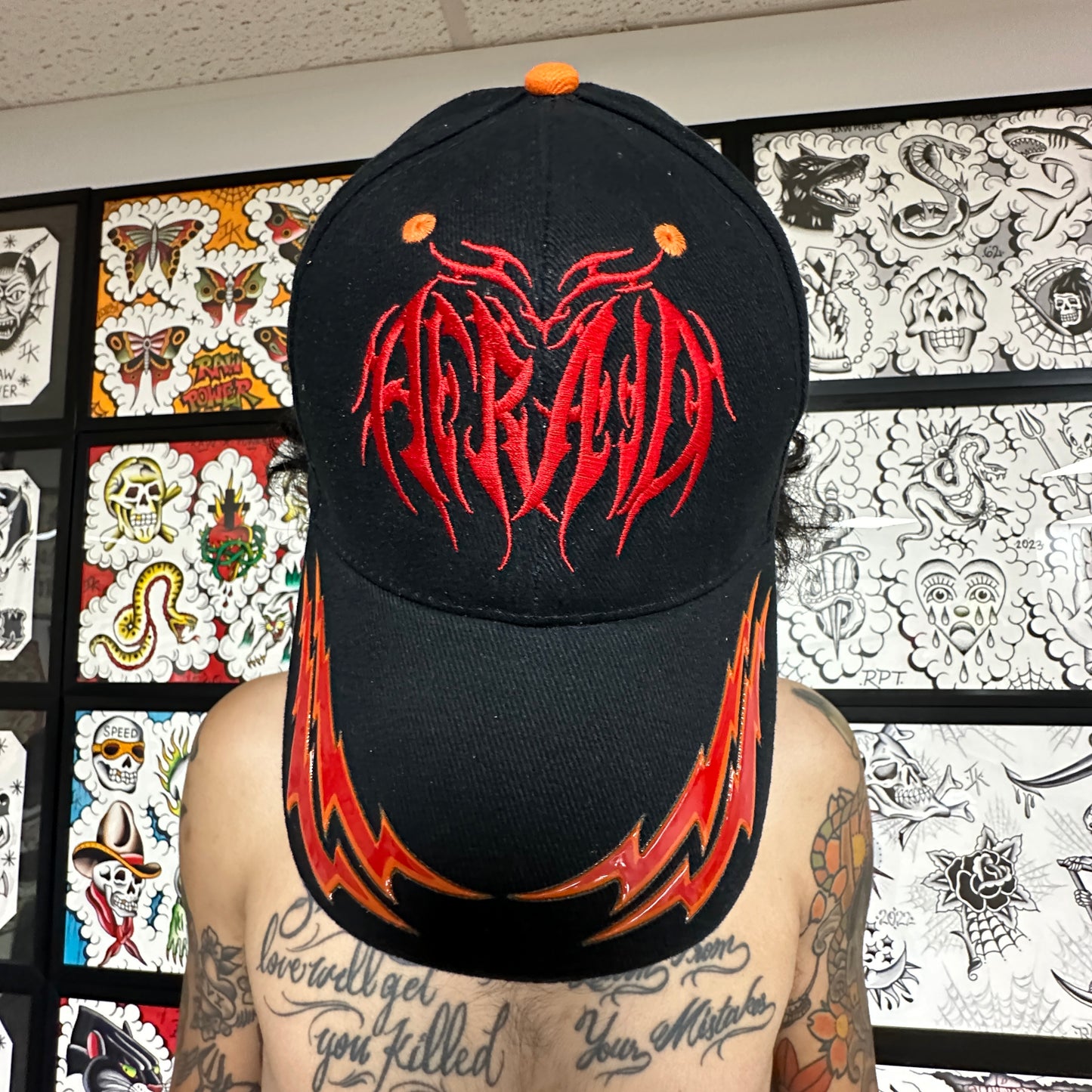 AFRAID TRIBAL TRASH HAT - BLACK