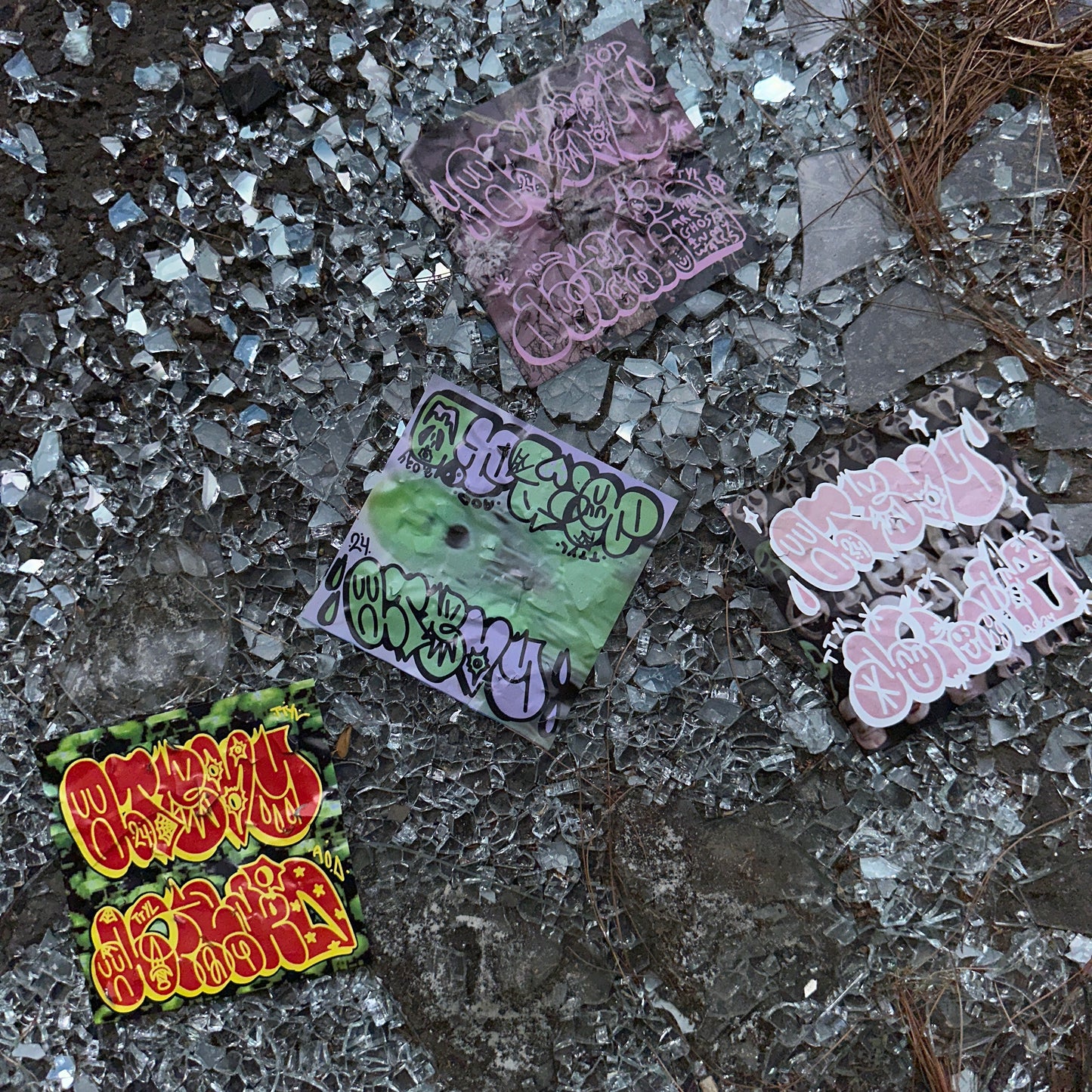 THROWIE EGGSHELL STICKER PACK OF 4