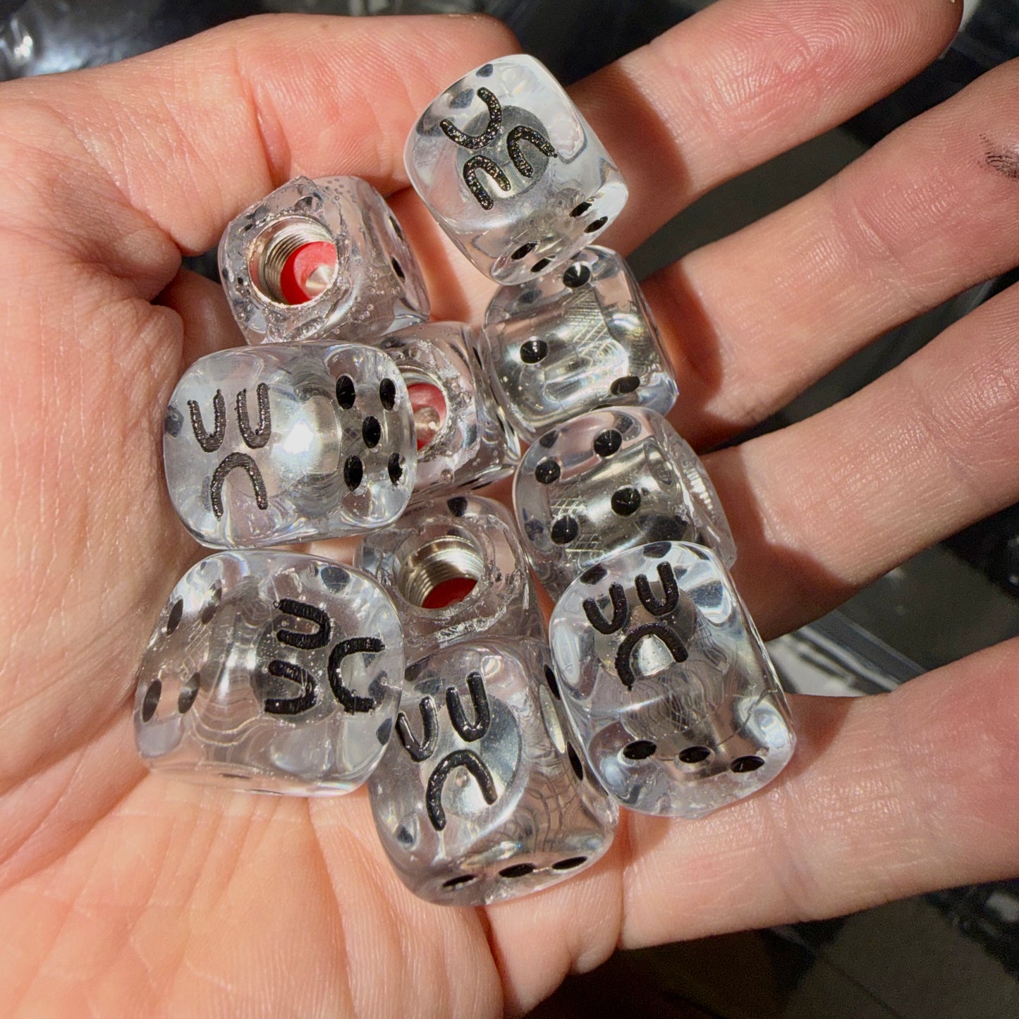 VALVE CAP DICE BOYS - CLEAR ICE SET