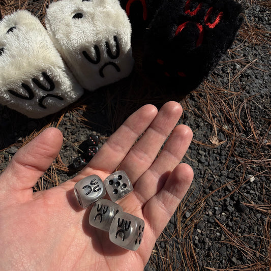 VALVE CAP DICE BOYS - GLOW IN THE DARK CLEAR SET